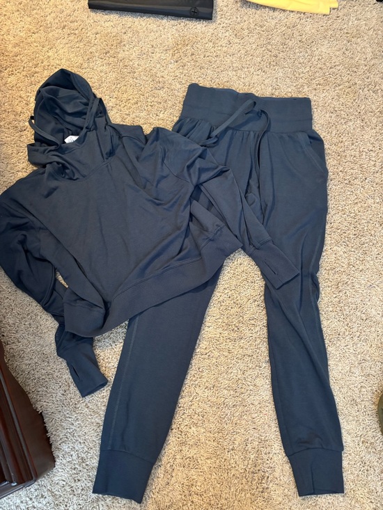 Alexo Pants - Alexo size small hoodie with pants w/built in pocket for self defense item